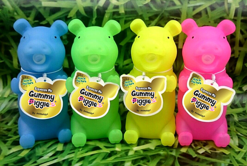Squeeze Me Gummy Piggie
